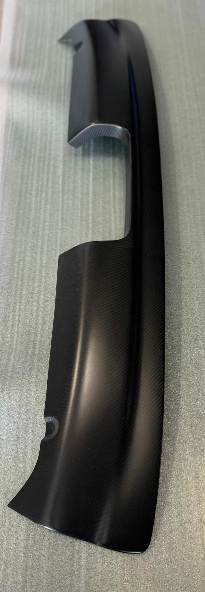 Carbon Heckdiffusor BMW E46 M3 CSL – Detailansicht der Konturen und matten Carbonstruktur