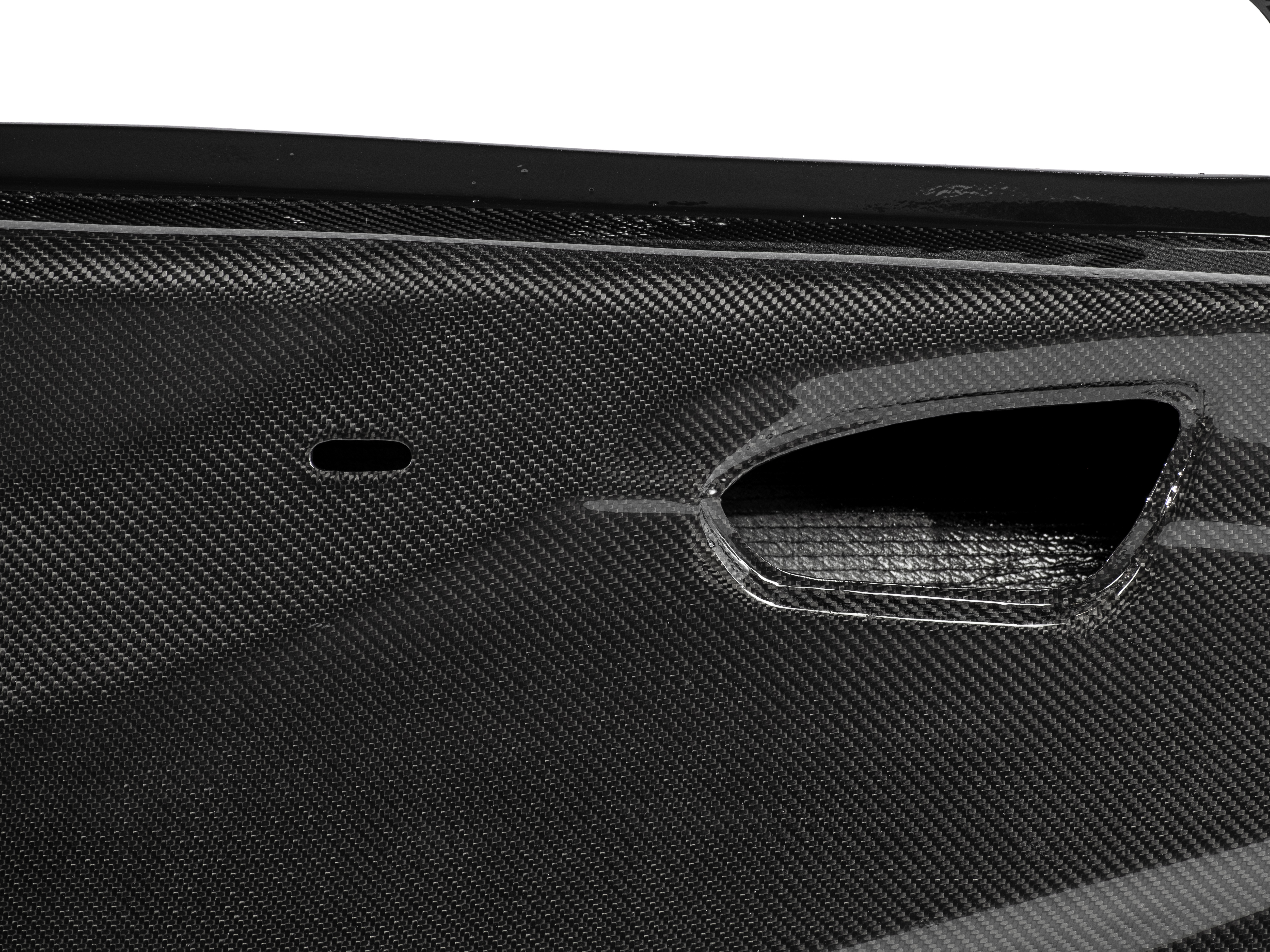 Carbon Türen passend für BMW F87 M2 / 2er F22 – Leichtbau