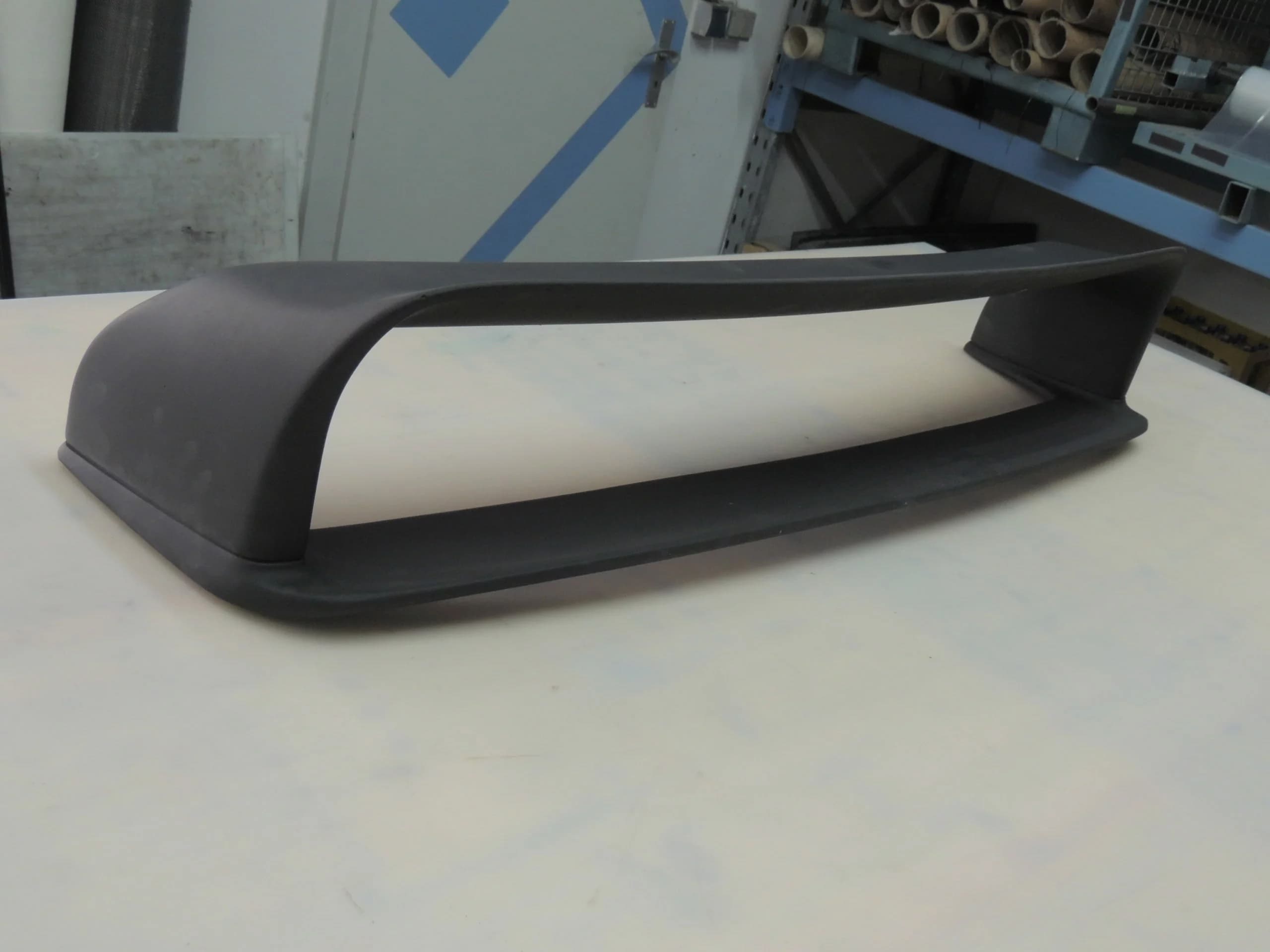 BMW E36 Heckspoiler Class-2/GT, schräge Seitenansicht