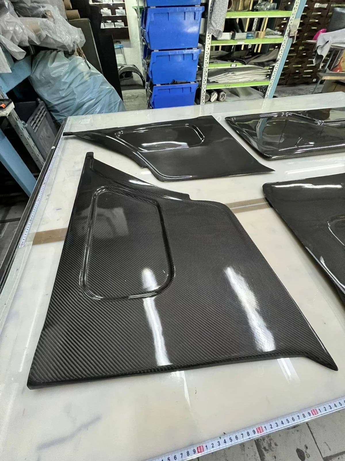 Carbon Türverkleidung BMW E30, schräge Seitenansicht