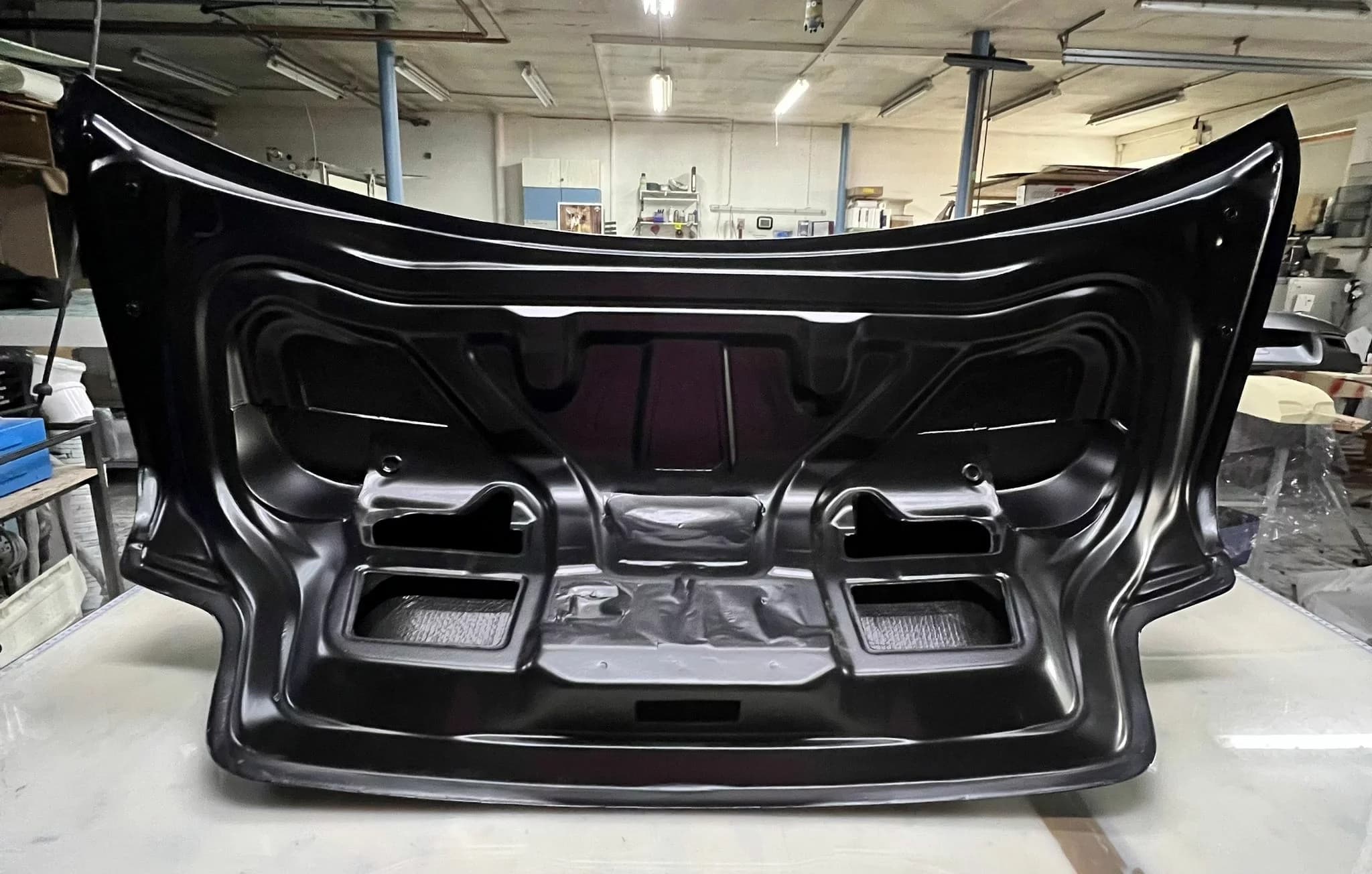 Carbon Heckklappe CSL für BMW E82 1er M, Innenstruktur und Verstärkungen