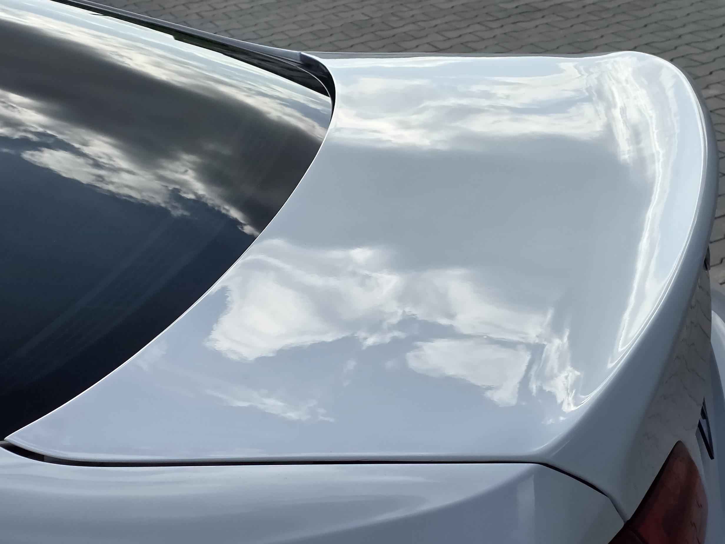 Carbon Heckklappe passend für BMW E92 Coupé inkl. M3 CSL / LCI-linke-seite-ganze-blick