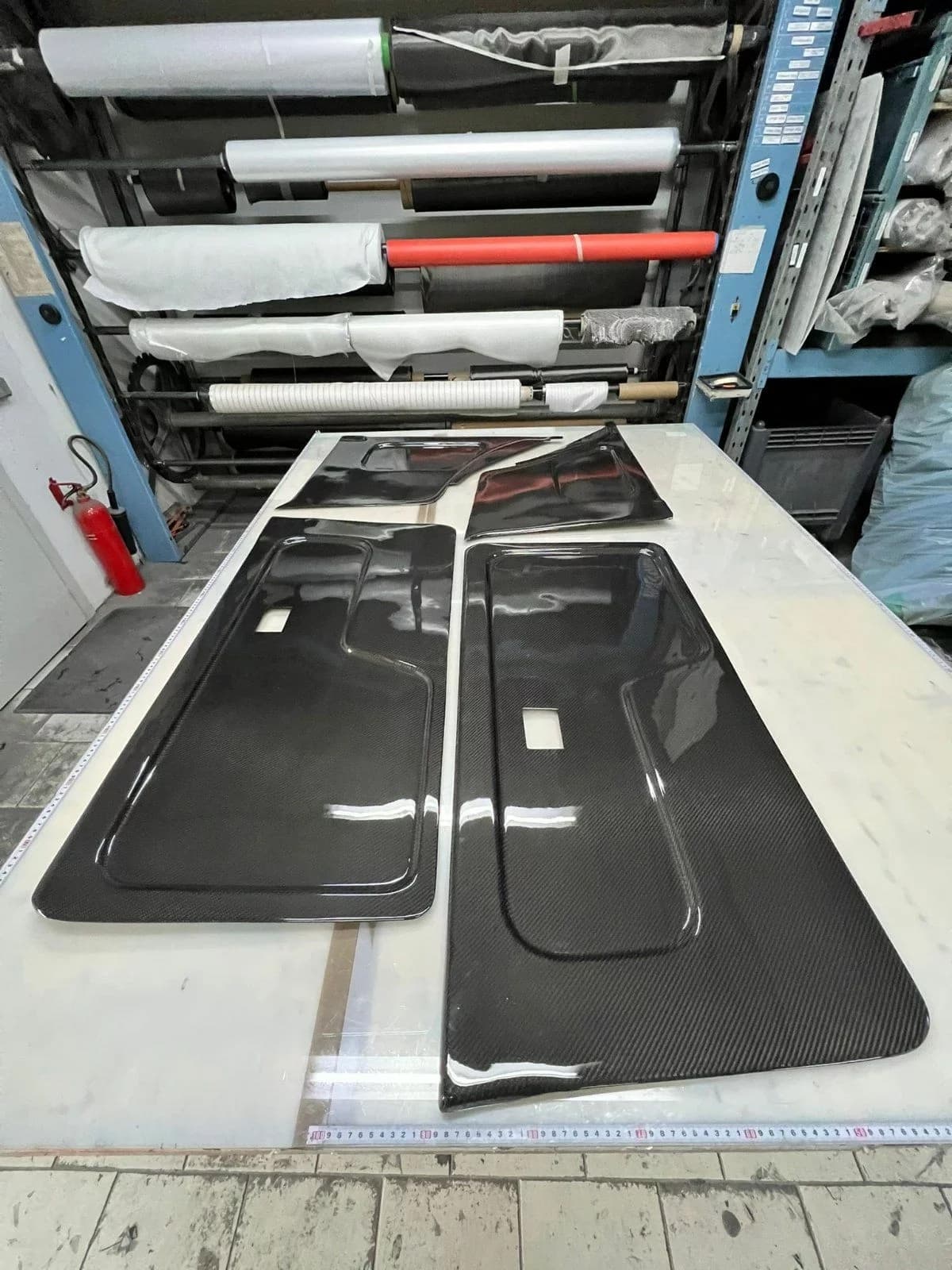 Paar Carbon Türverkleidungen BMW E30 links und rechts