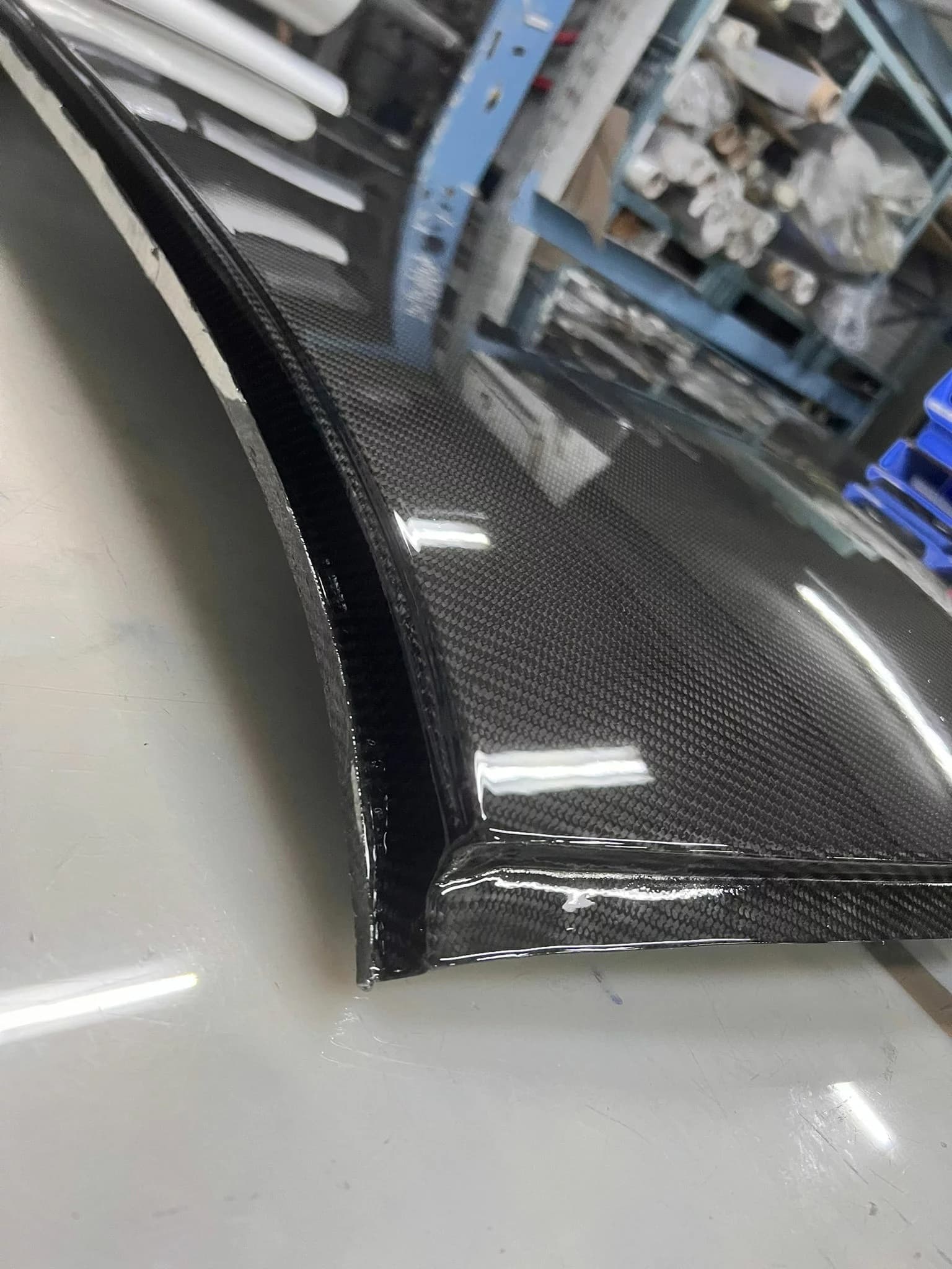 Detailansicht Kante Carbon Dach BMW E36 Limousine
