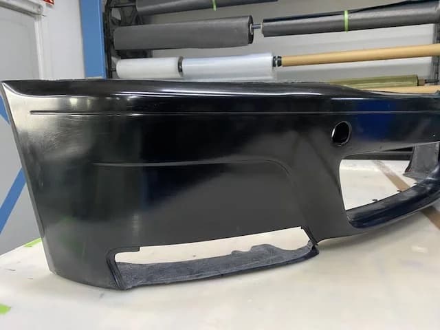 Carbon Frontstoßstange BMW E46 M3 CSL roh, Seitenansicht links