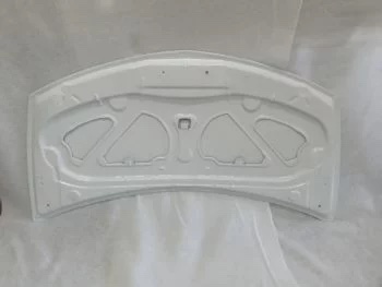 Carbon Motorhaube Renault Clio 3, Innenansicht mit geformten Verstärkungsstrukturen