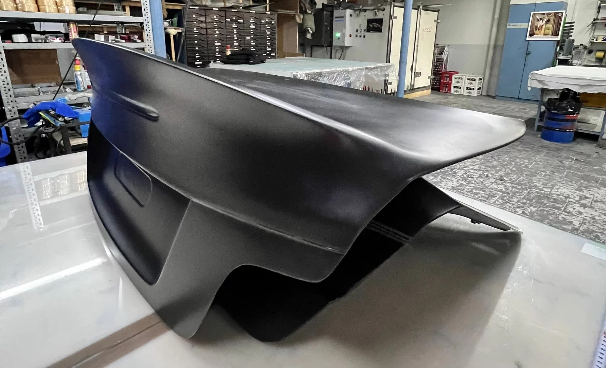 Carbon Heckklappe CSL für BMW E82 1er M, Außenansicht schräg von hinten