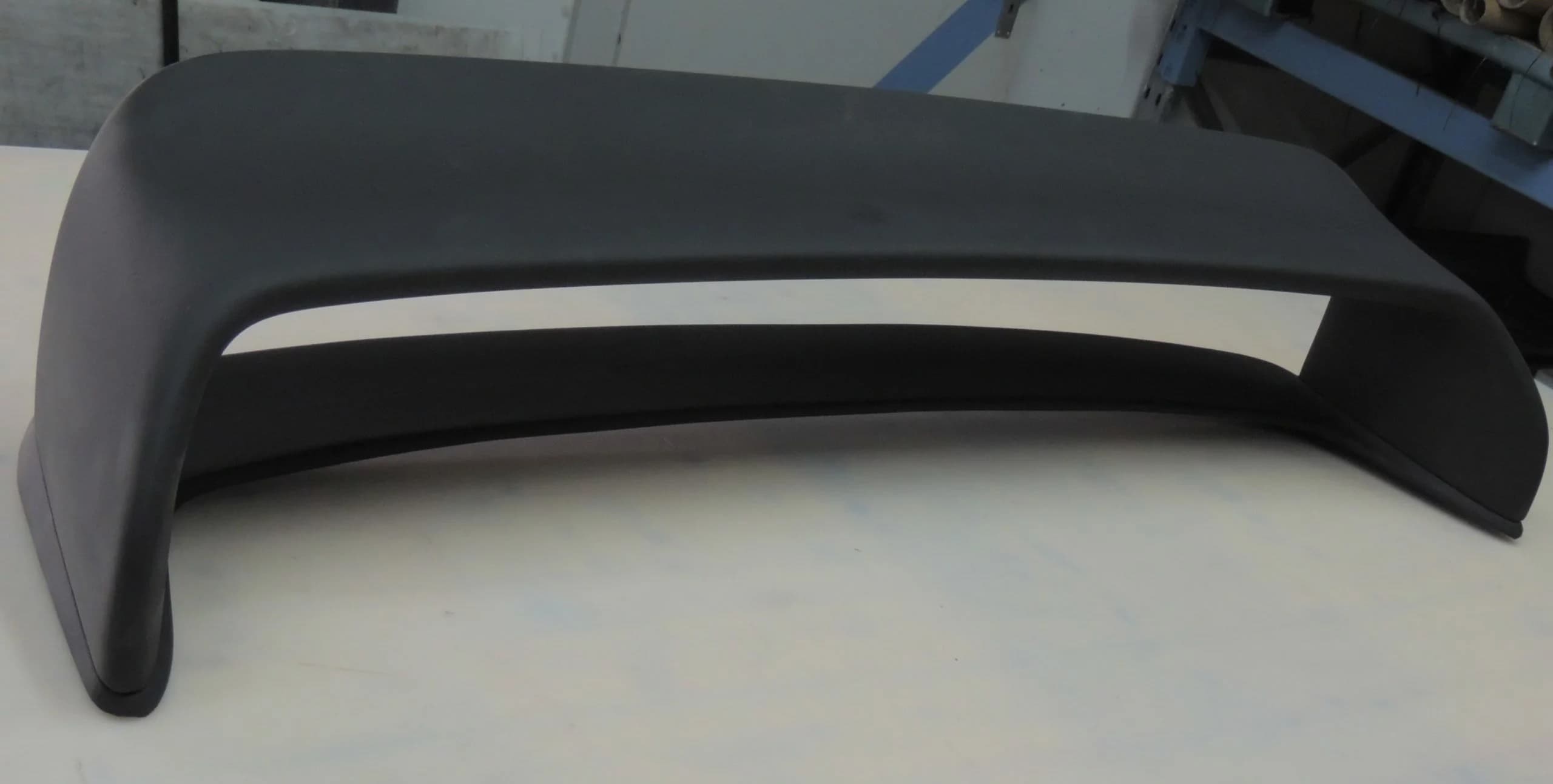 BMW E36 Heckspoiler Class-2/GT, Detailansicht Oberfläche