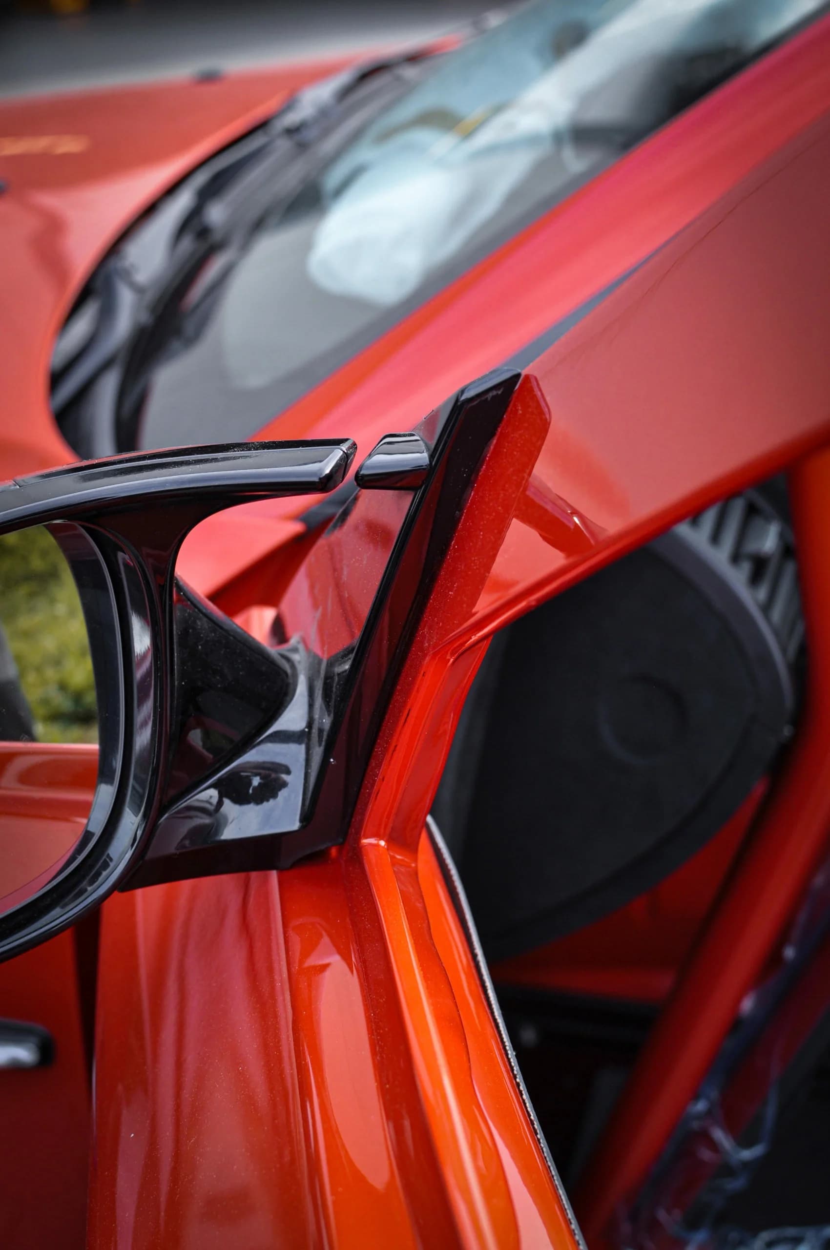 BMW E82 1er M Carbon-Tür, Detail A-Säule und Außenspiegel
